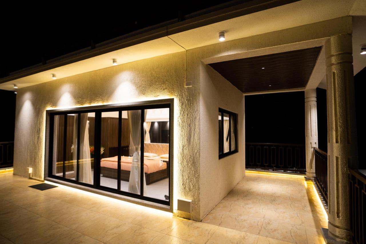 Eden Garden Villa Alibag Bagian luar foto