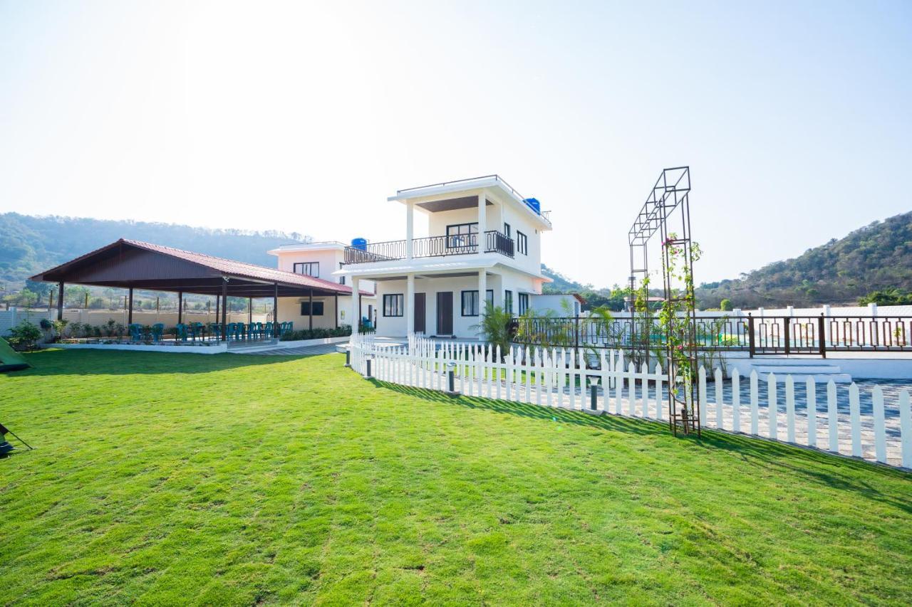 Eden Garden Villa Alibag Bagian luar foto